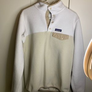Patagonia Pullover- Medium